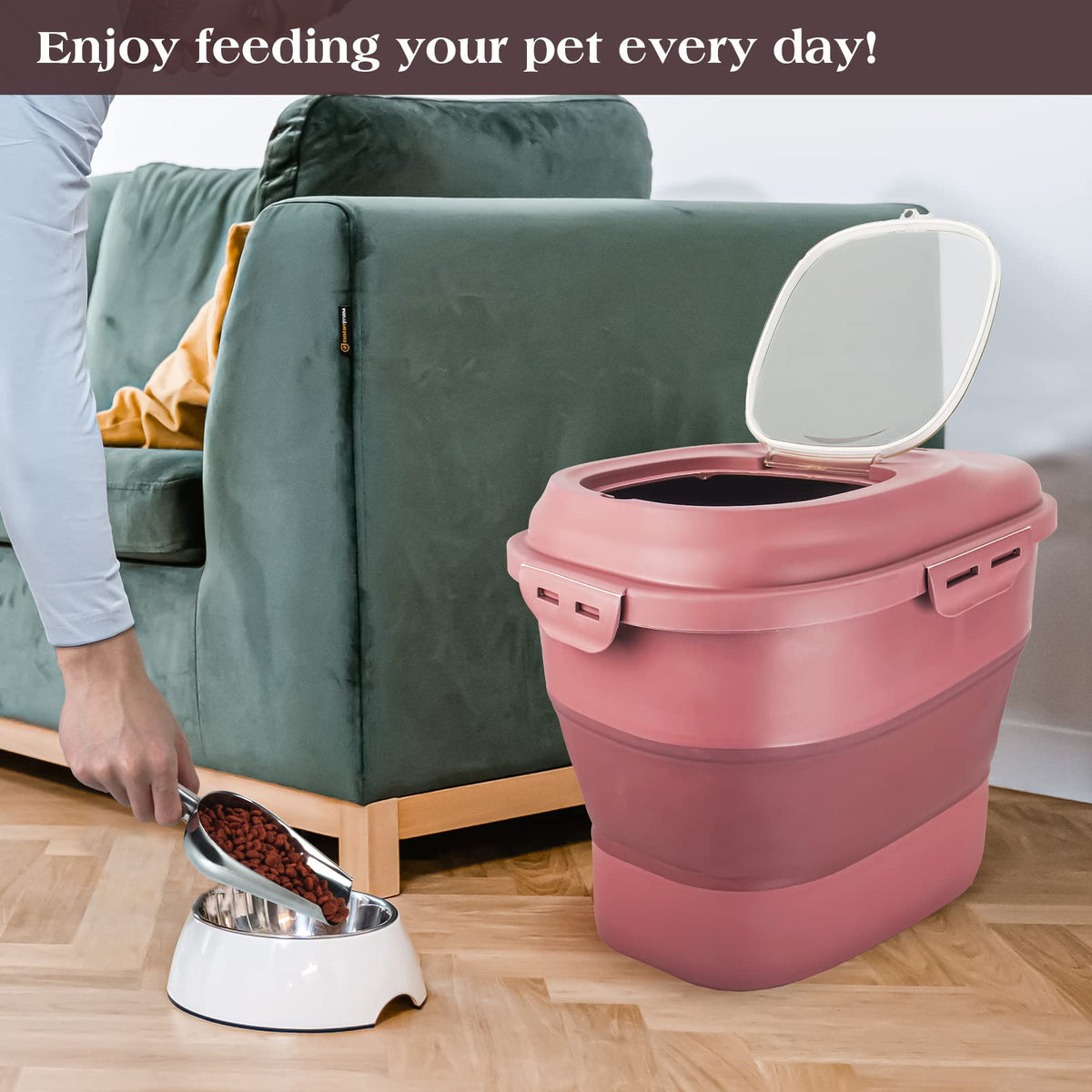 Airtight Collapsible Pet Food Storage Container with Scoop O95555