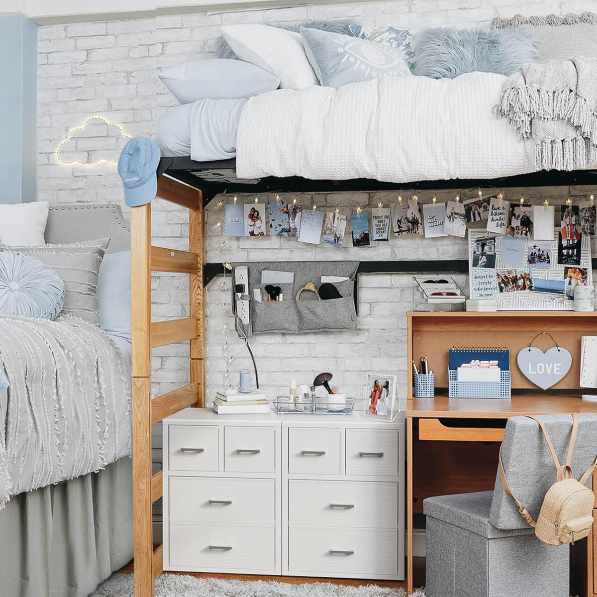 White 4 Drawer Dresser D512223